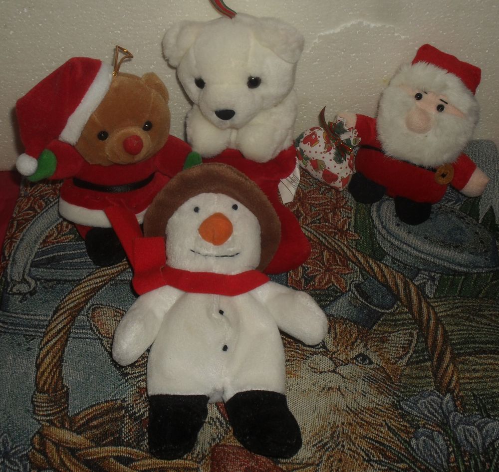 Lot de 4 peluches de No&euml;l Décoration