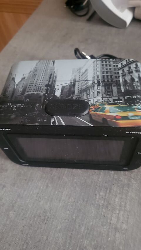 radio r�veil 10 Montlu�on (03)