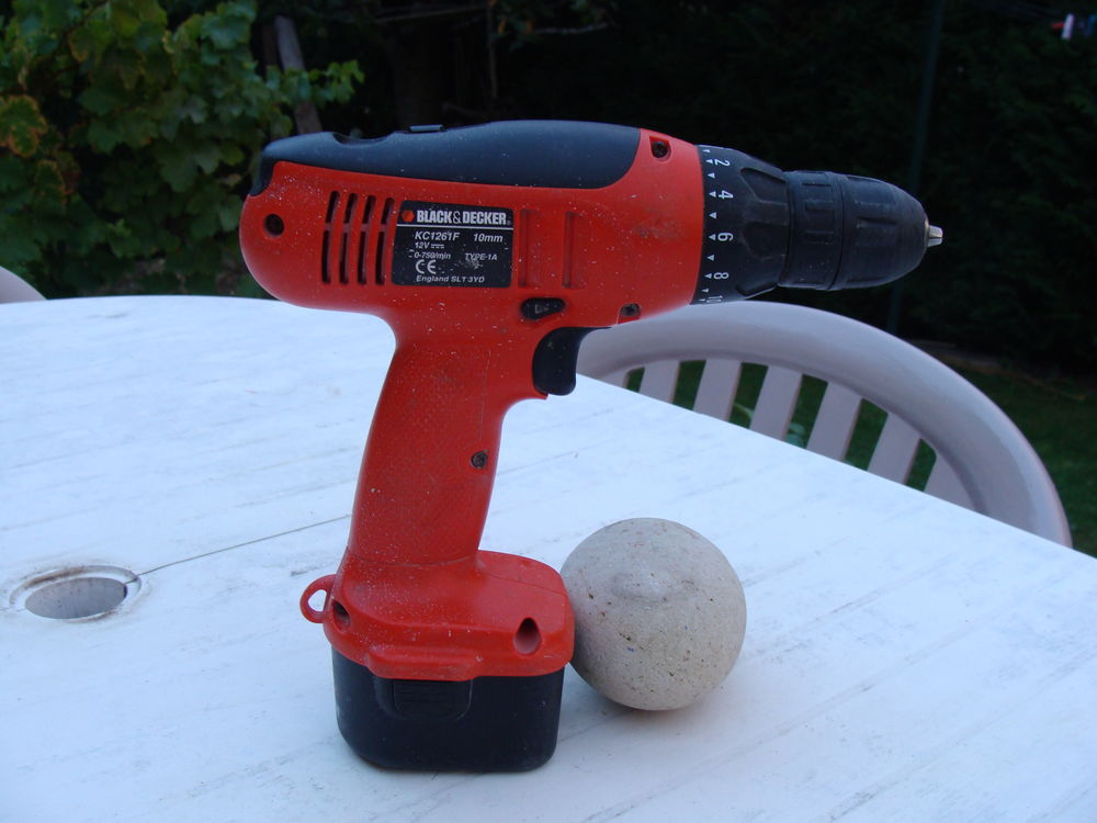 Perceuses d&eacute;visseuses sans fil Black &amp; Decker
Bricolage