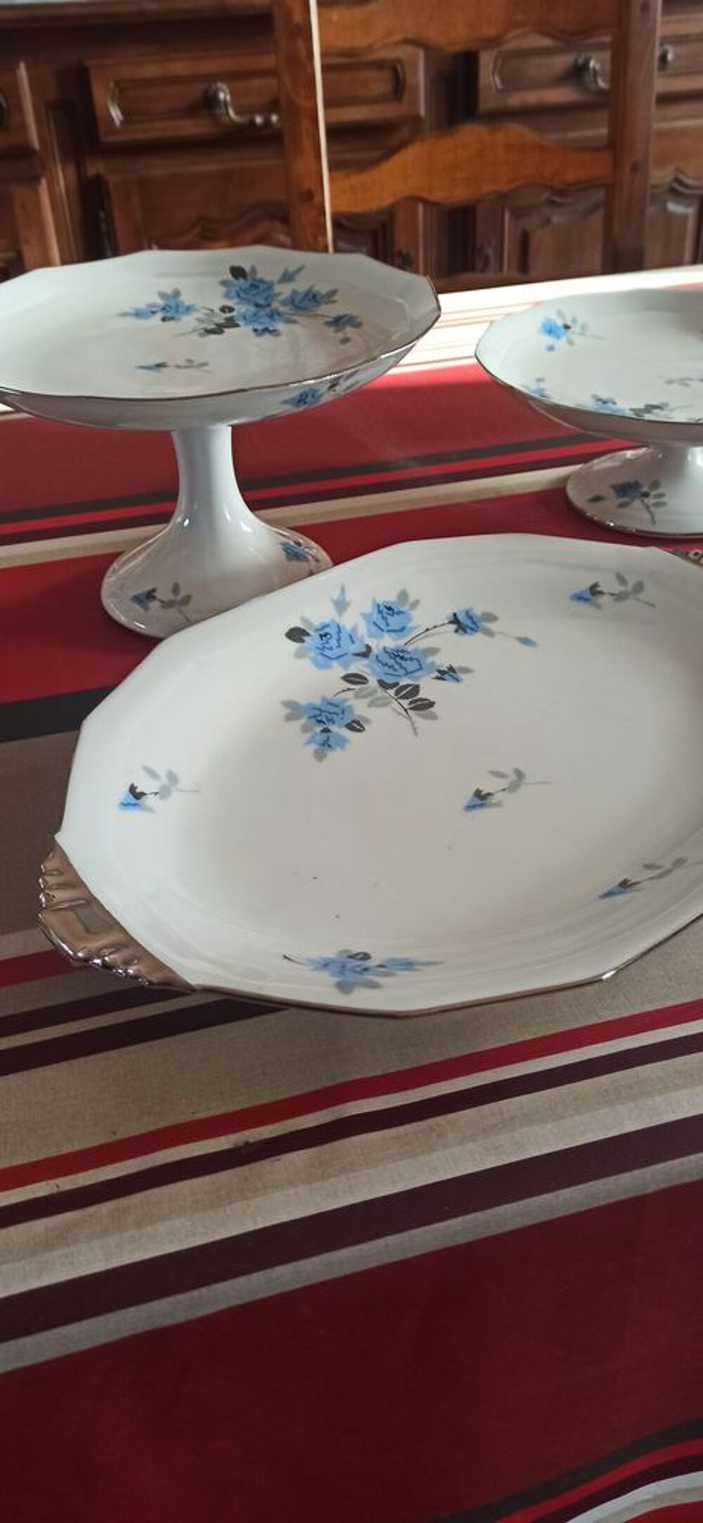 Service de table porcelaine de Limoges. Cuisine