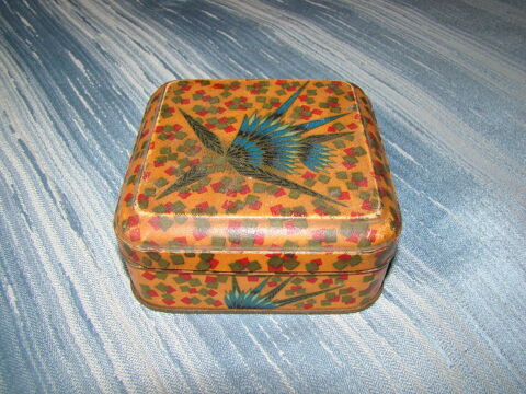 Bote  bonbons en fer Noz & C - Art dco circa 1930
15 Gargenville (78)
