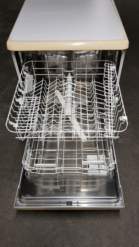 Achetez lave vaisselle miele occasion, annonce vente à Courbevoie (92)  WB168739978