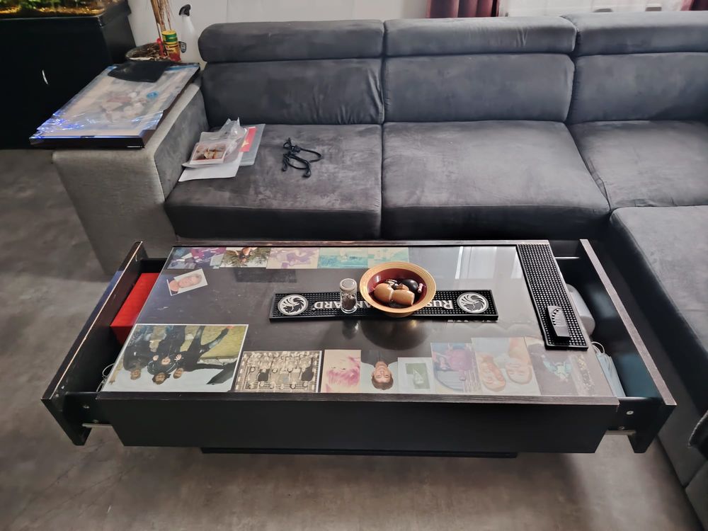 TABLE BASSE 2 TIROIRS de marque Homary
Meubles