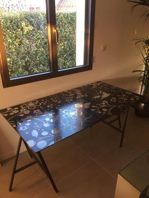 Table en verre tremp sur trteaux 70 Le Crs (34)