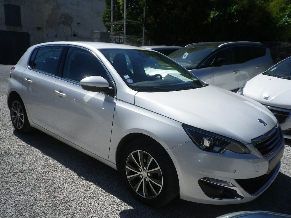 308 1.2 PureTech 130ch S&S BVM6 Allure 2016 occasion 13400 Aubagne