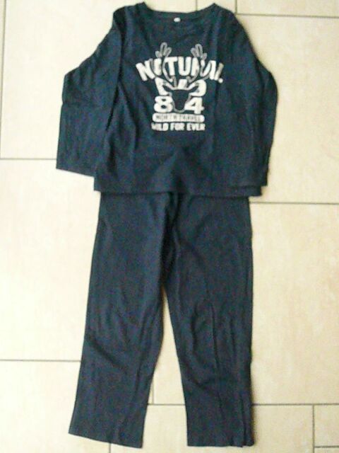 Pyjama 2 pièces bleu marine 6 ans (n°8) 9 Franqueville-Saint-Pierre (76)