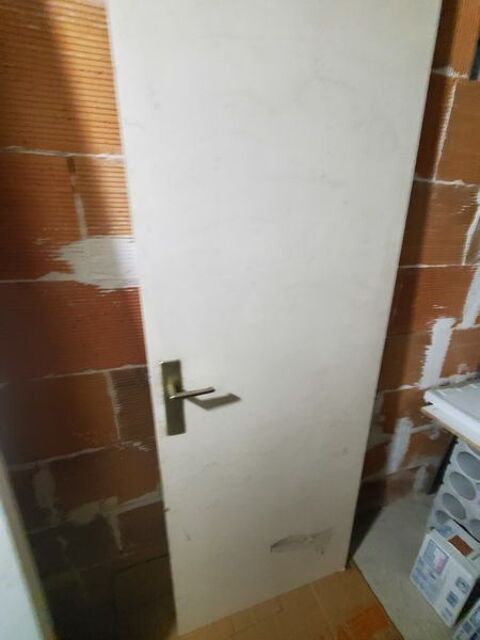 4 portes bois alv�oll�es 6 Saint-Nazaire (44)