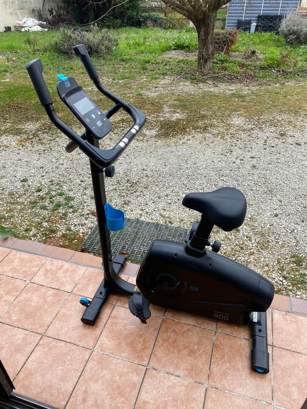 V&Eacute;LO D'APPARTEMENT 900 DOMYOS Vélos