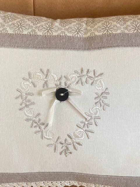  3 COUSSINS 30 X 50 9 Ergersheim (67)