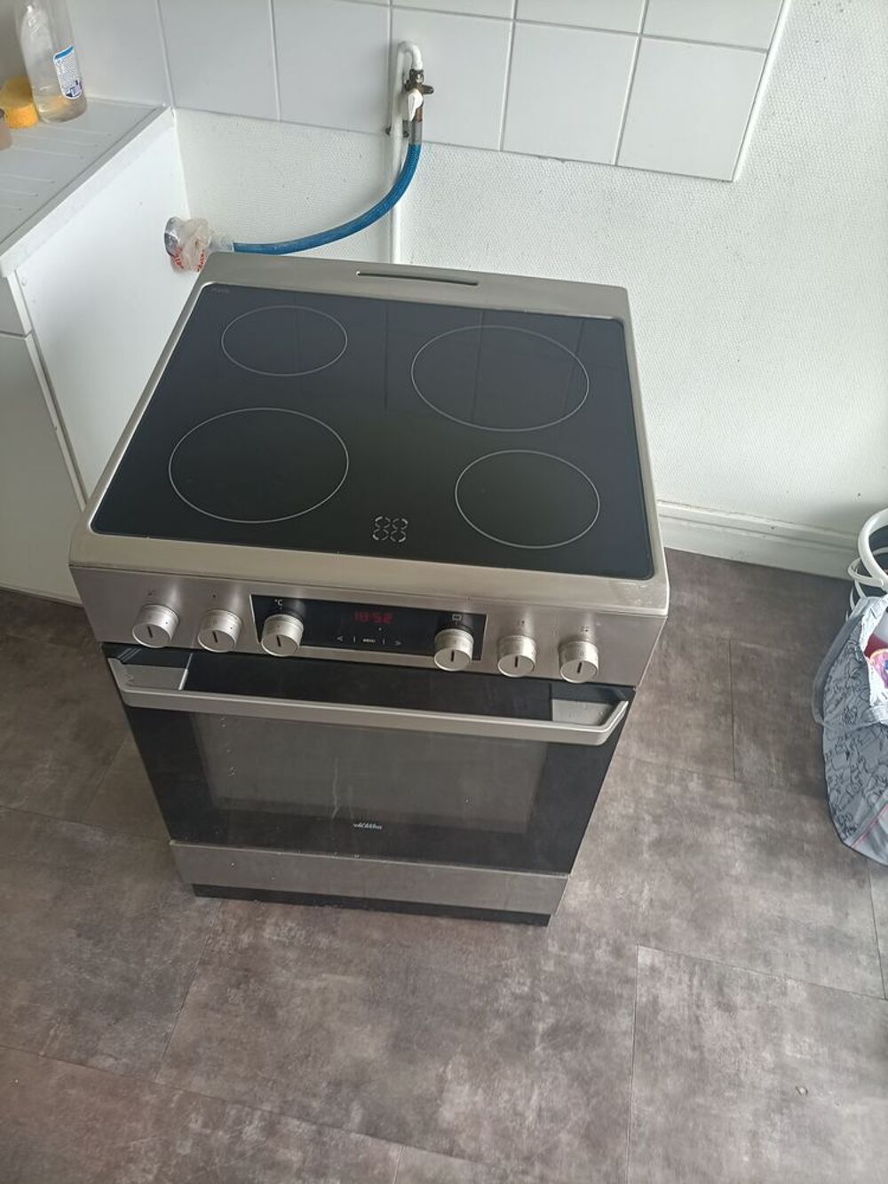 Cuisini&egrave;re &eacute;lectrique &eacute;lectrom&eacute;nager Electroménager