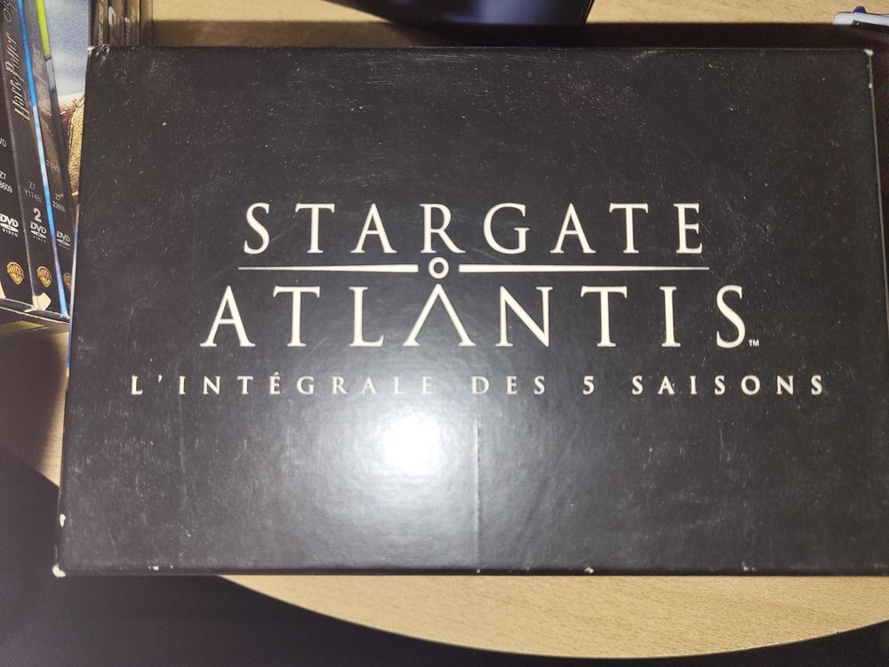 L'integralit&eacute; Stargate Atlantis DVD et blu-ray