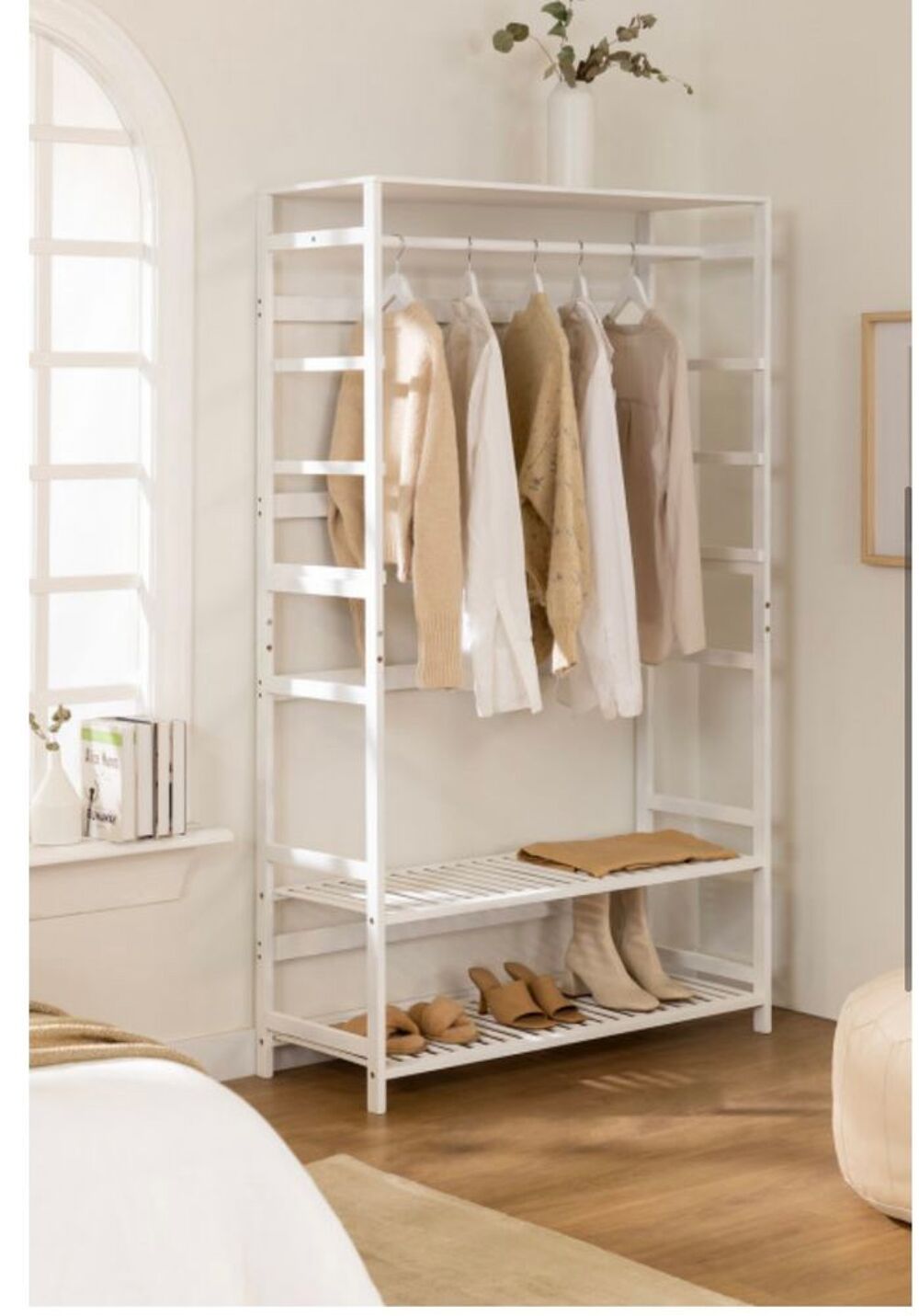 armoire ouverte Meubles