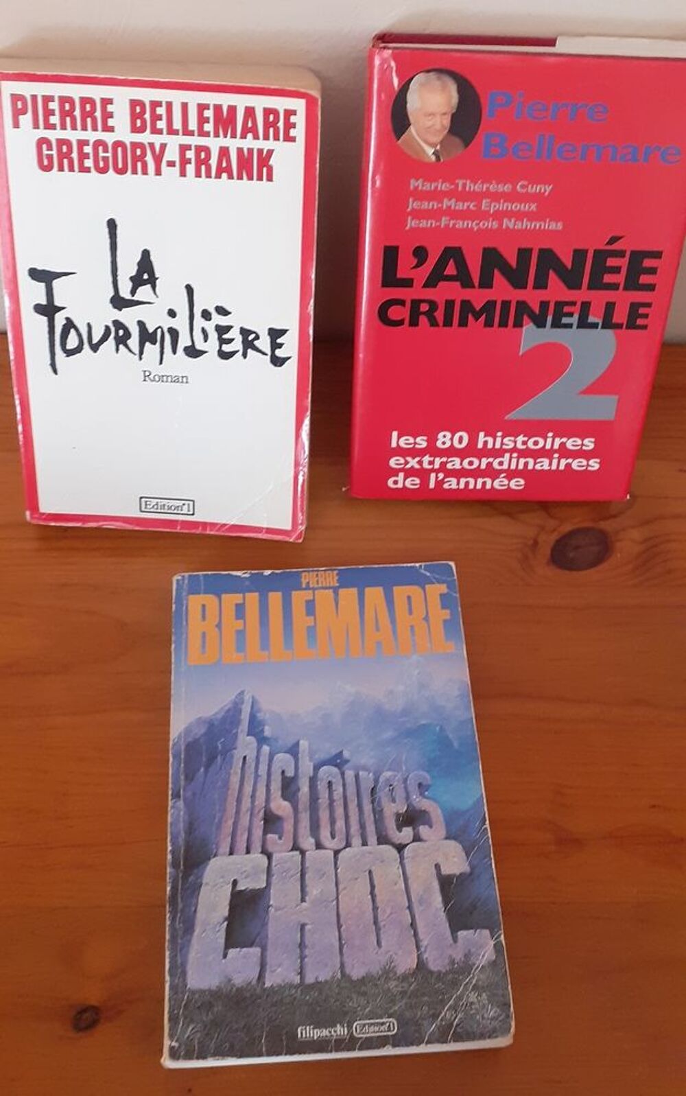 8 LIVRES BELLEMARE Livres et BD
