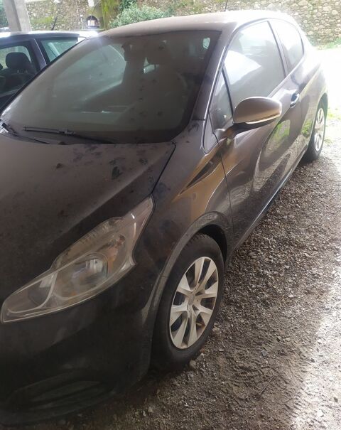 Peugeot 208 VF3CAZMZ6GT152460