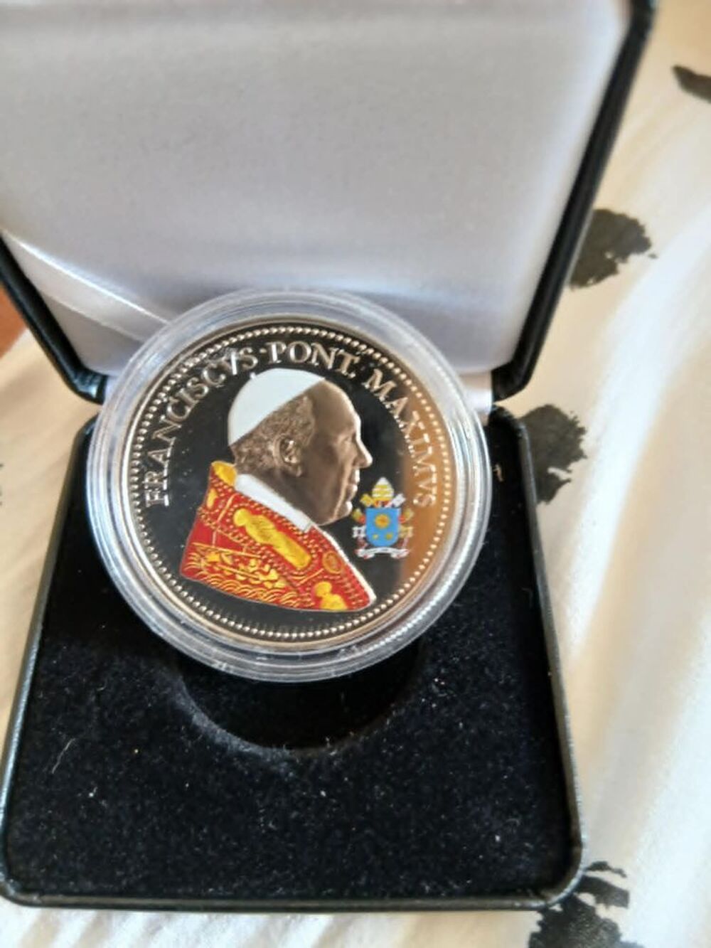  Lot de huit pi&egrave;ces collection grands de ce monde N&deg; 1395 