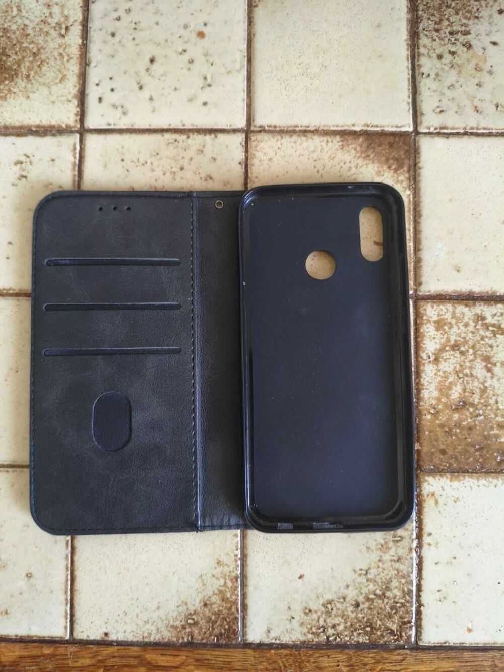 coque housse en cuir noir pour Huawei P 20 lite Téléphones et tablettes