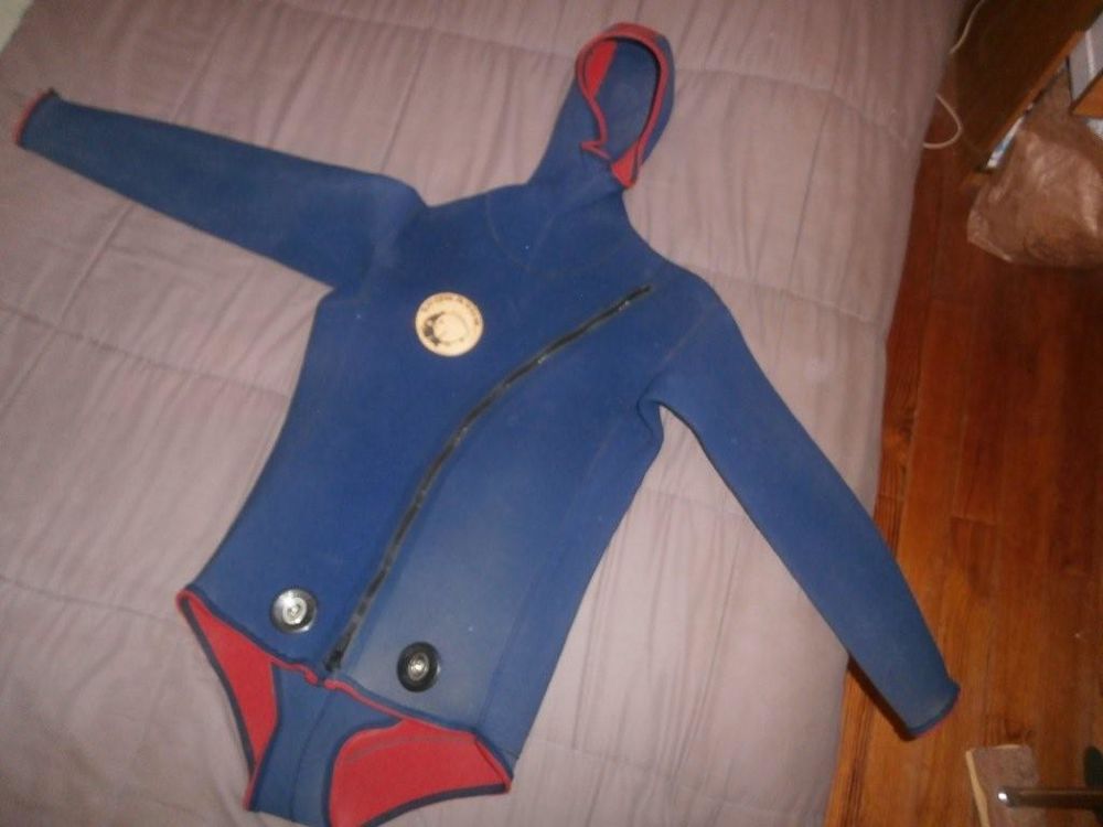 veste combinaison plong&eacute;e Vêtements