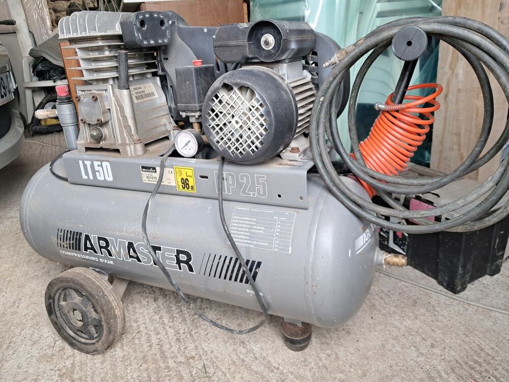Compresseur d'air Armaster LT 50 Bricolage