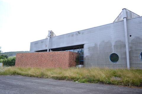 Vente site industriel vide + grand terrain, proximité immédiate autoroute 500000 63650 La monnerie-le-montel