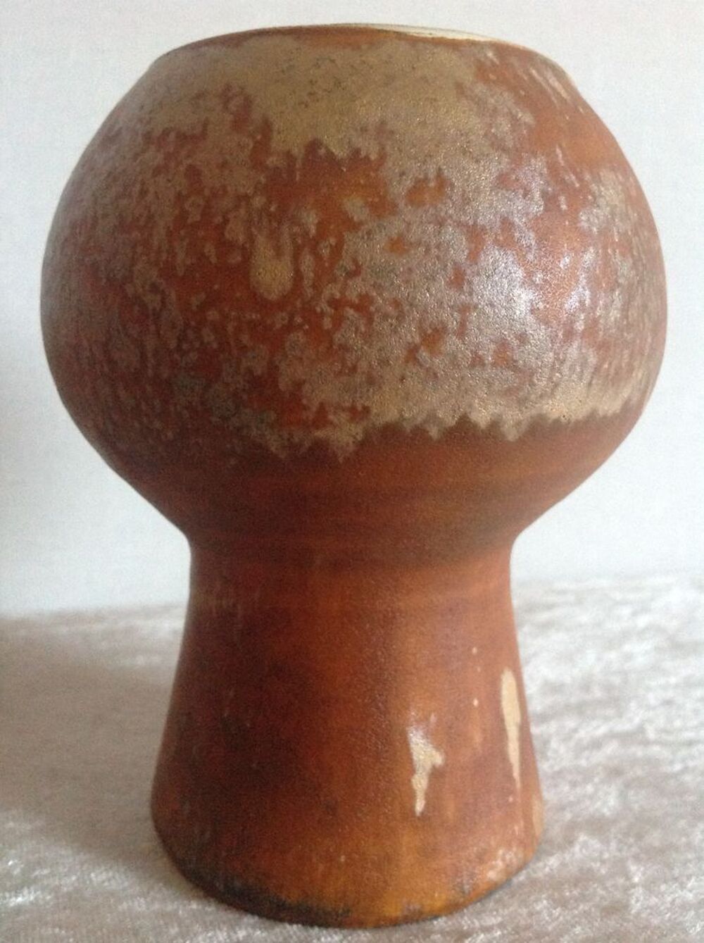 POT OU VASE EN GR&Egrave;S Envoi Possible
Décoration