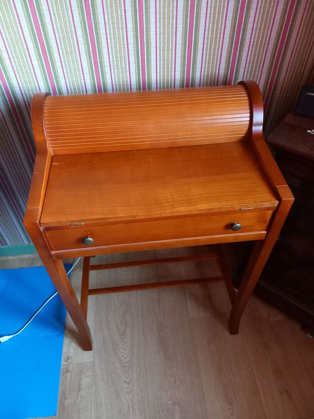 bureau &eacute;critoire &agrave; rideau Meubles