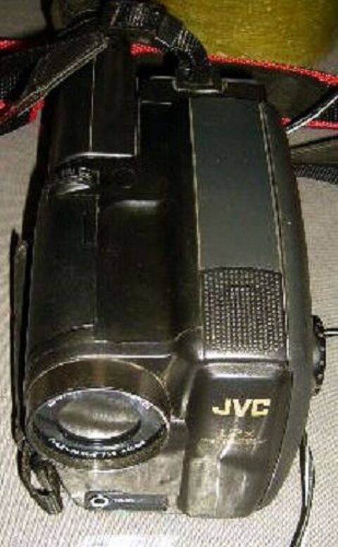 camescope JVC VHSC GR-AX15S  reparer 28 Versailles (78)