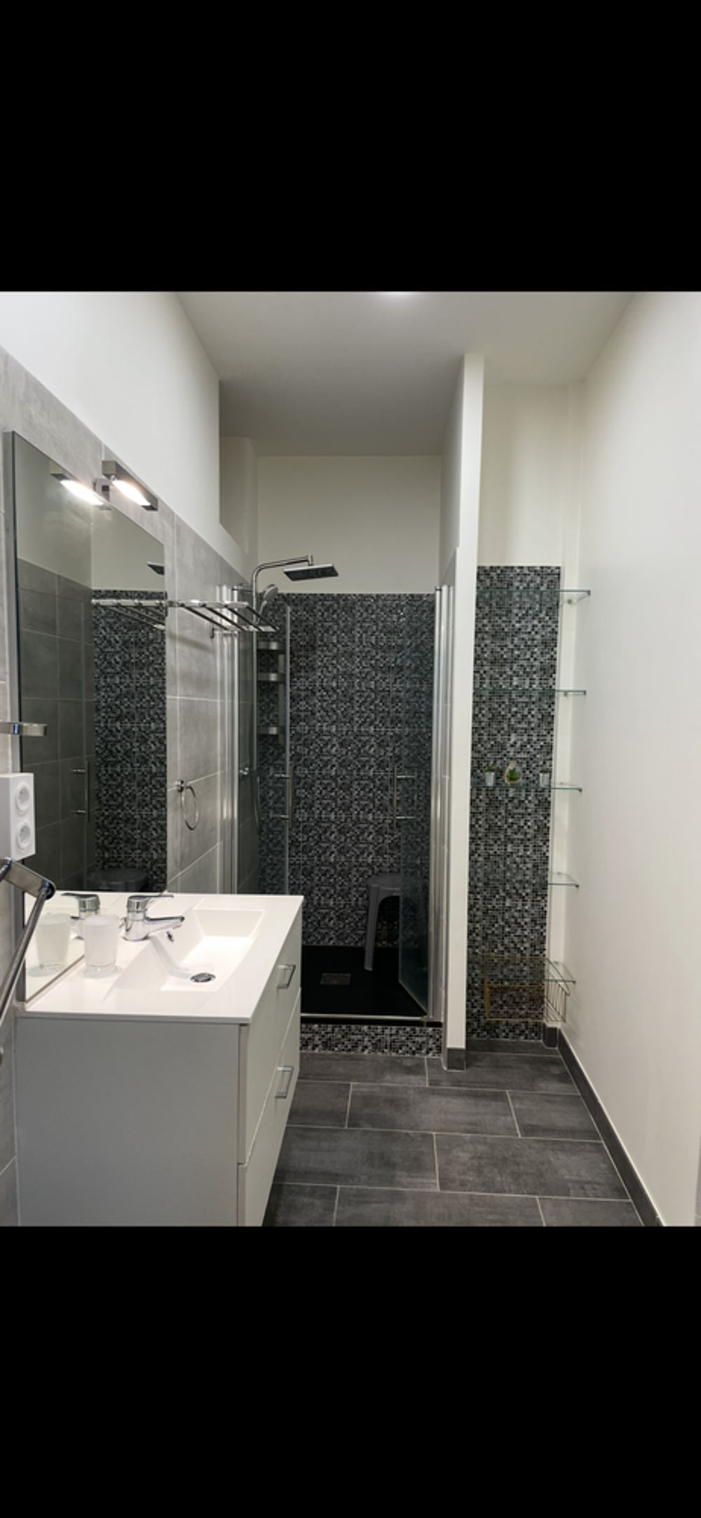 Vente Appartement F3 77m2 loi carrez. Hyper centre Grenoble. Grenoble