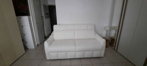 canap moderne blanc 1000 Antibes (06)