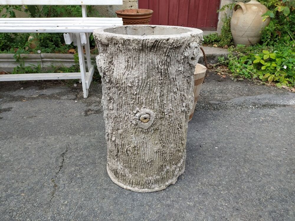 Cache Pot Jardin Tronc d'Arbre B&eacute;ton Jardin