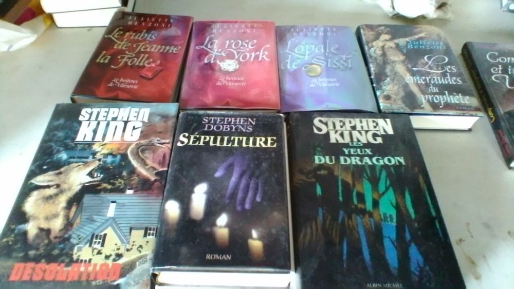 corps manquants Livres et BD