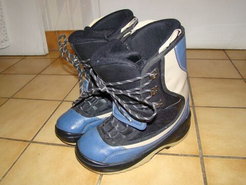 Boots snowboard  QUECHUA T.  38 40 Gargenville (78)