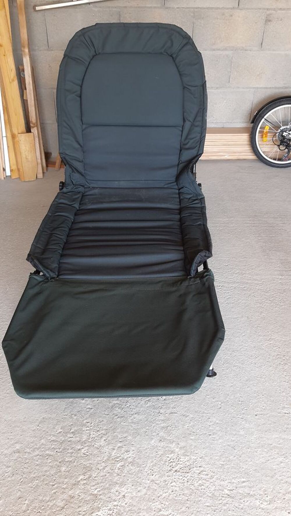 si&eacute;g&eacute; de p&ecirc;che transformable en lit Meubles
