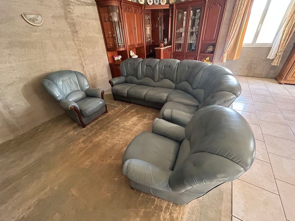 Canap&eacute; + 2 fauteuils en cuir Meubles
