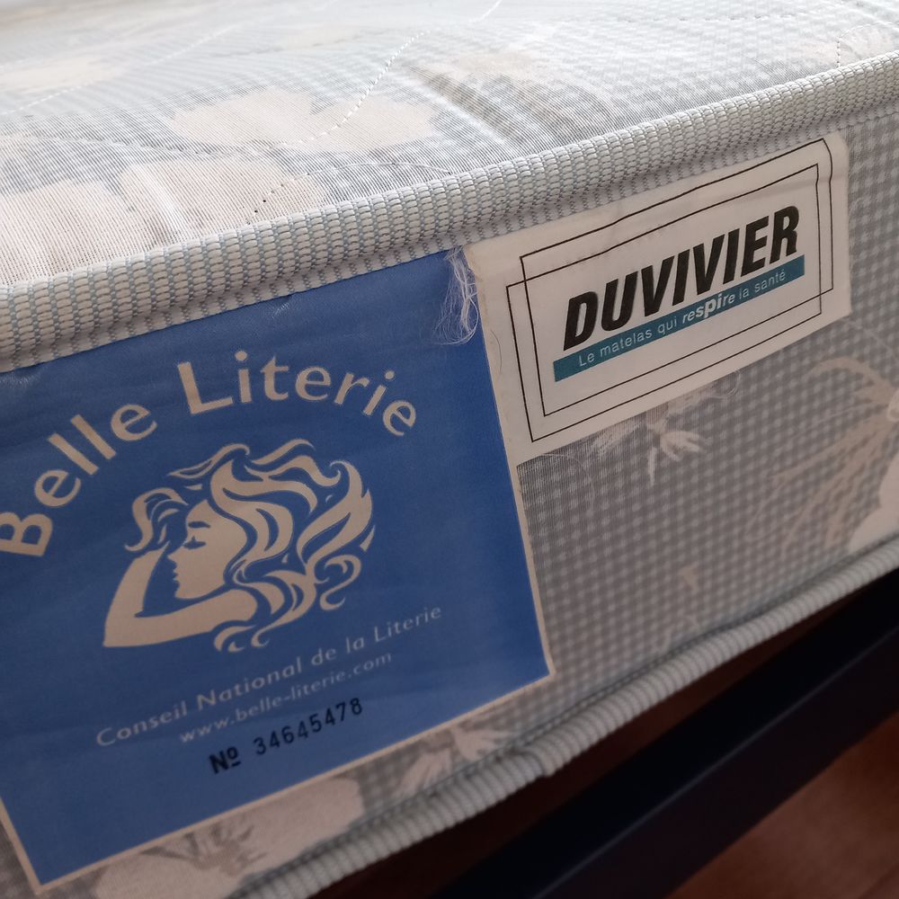 2 lits de 80cm 
' Meubles