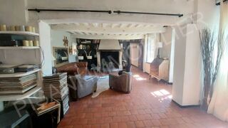  Maison  vendre 9 pices 213 m