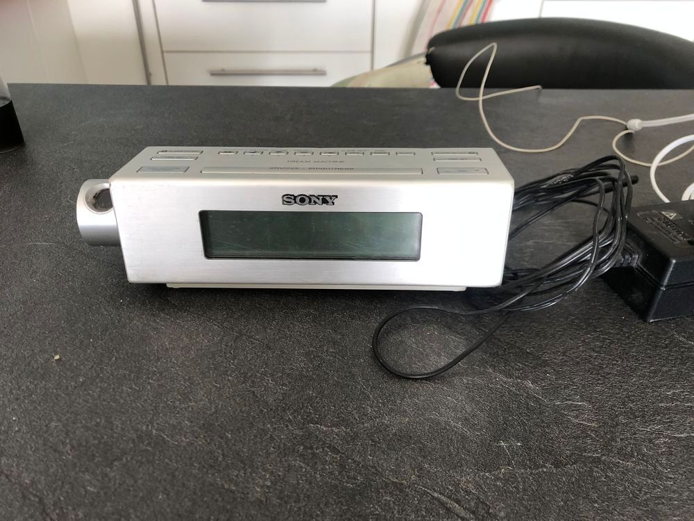 Radio-r&eacute;veil projecteur Audio et hifi