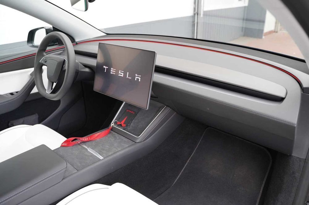 Model Y MODEL Y Performance Dual Motor AWD 2025 occasion 29000 Quimper