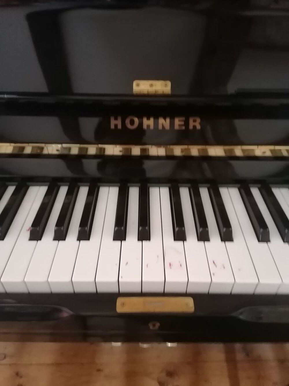 piano droit Honner tr&egrave;s bon &eacute;tat Instruments de musique