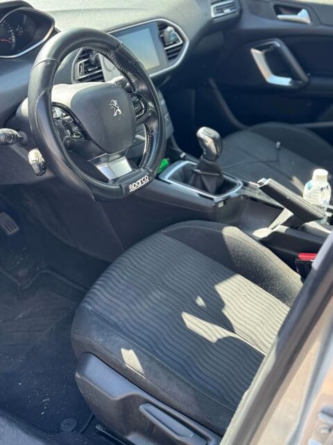 Peugeot 308 année 2016