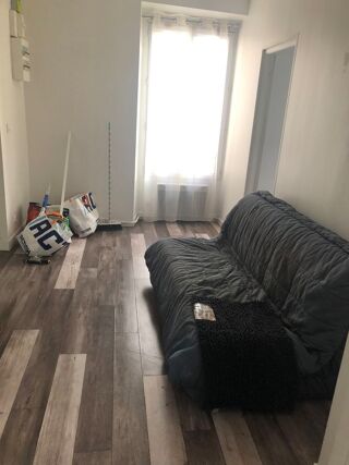  Appartement à louer 3 pièces 50 m²