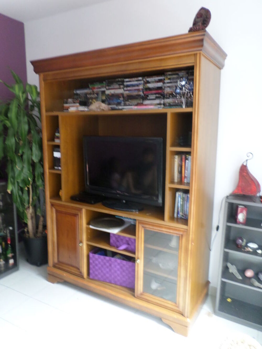 -Magnifique meuble bois tr&egrave;s pratique - - Faire offre Meubles
