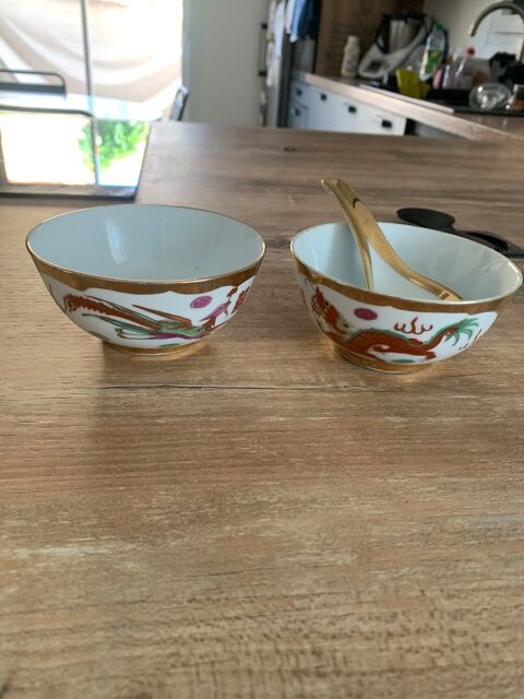 2 bols asiatiques + cuill�re 6 Saleilles (66)