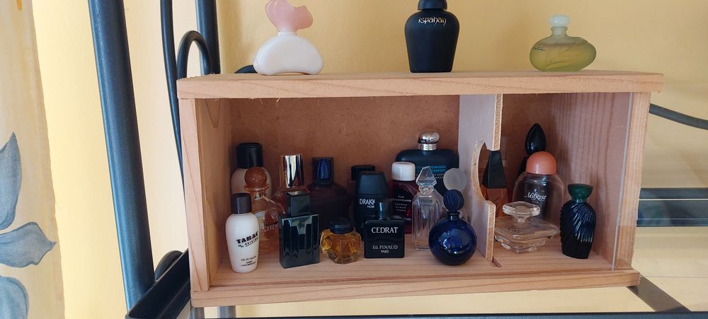 flacons de parfum miniatures 