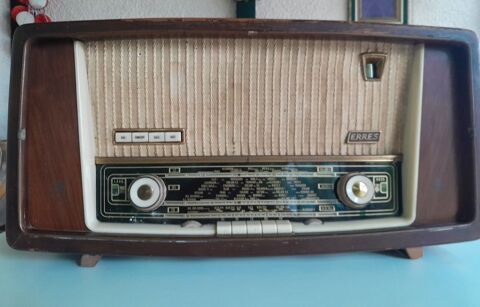 POSTE DE RADIO VINTAGE Agde (34)
