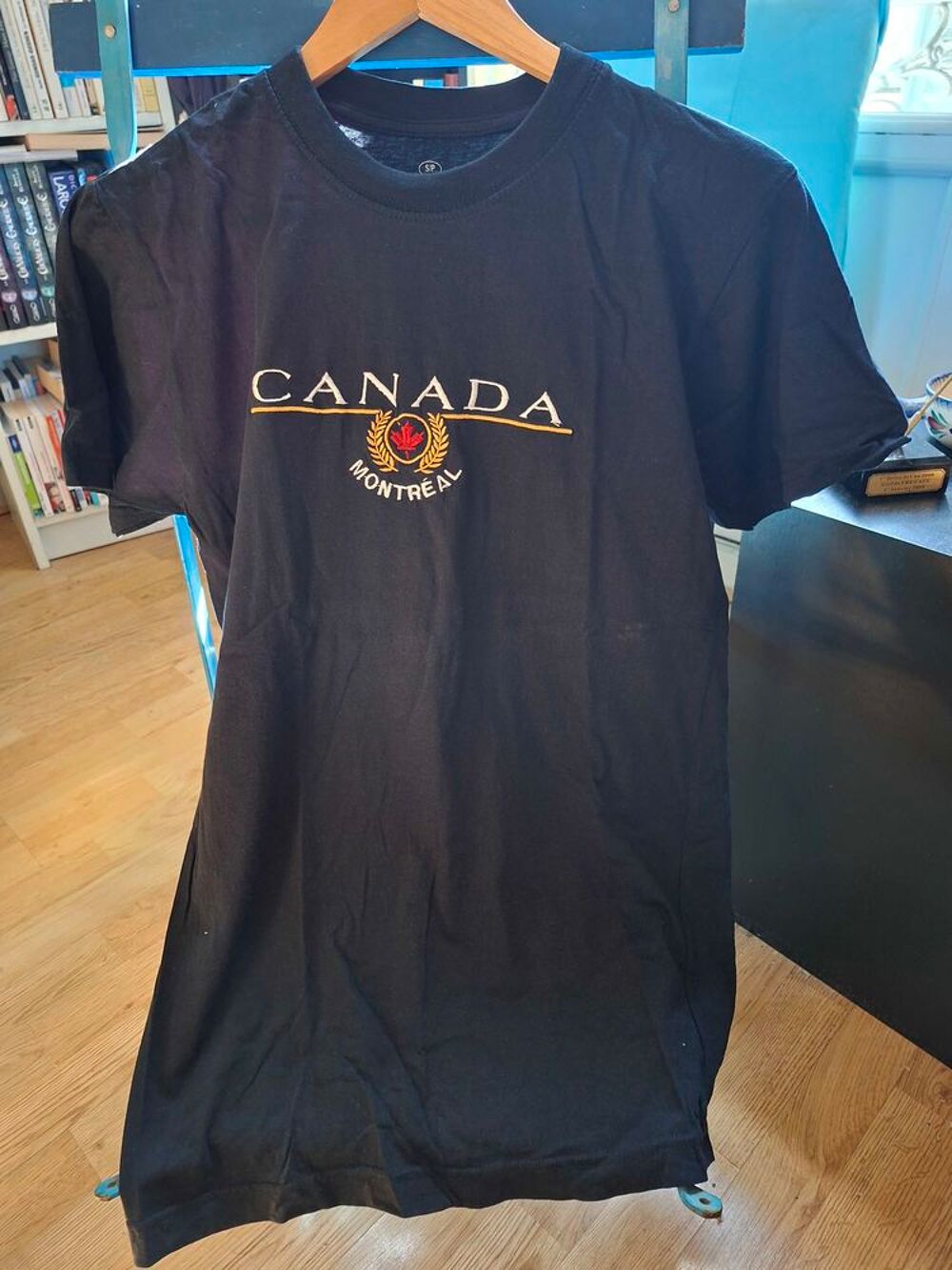 Tee-shirt mixte taille S Vêtements