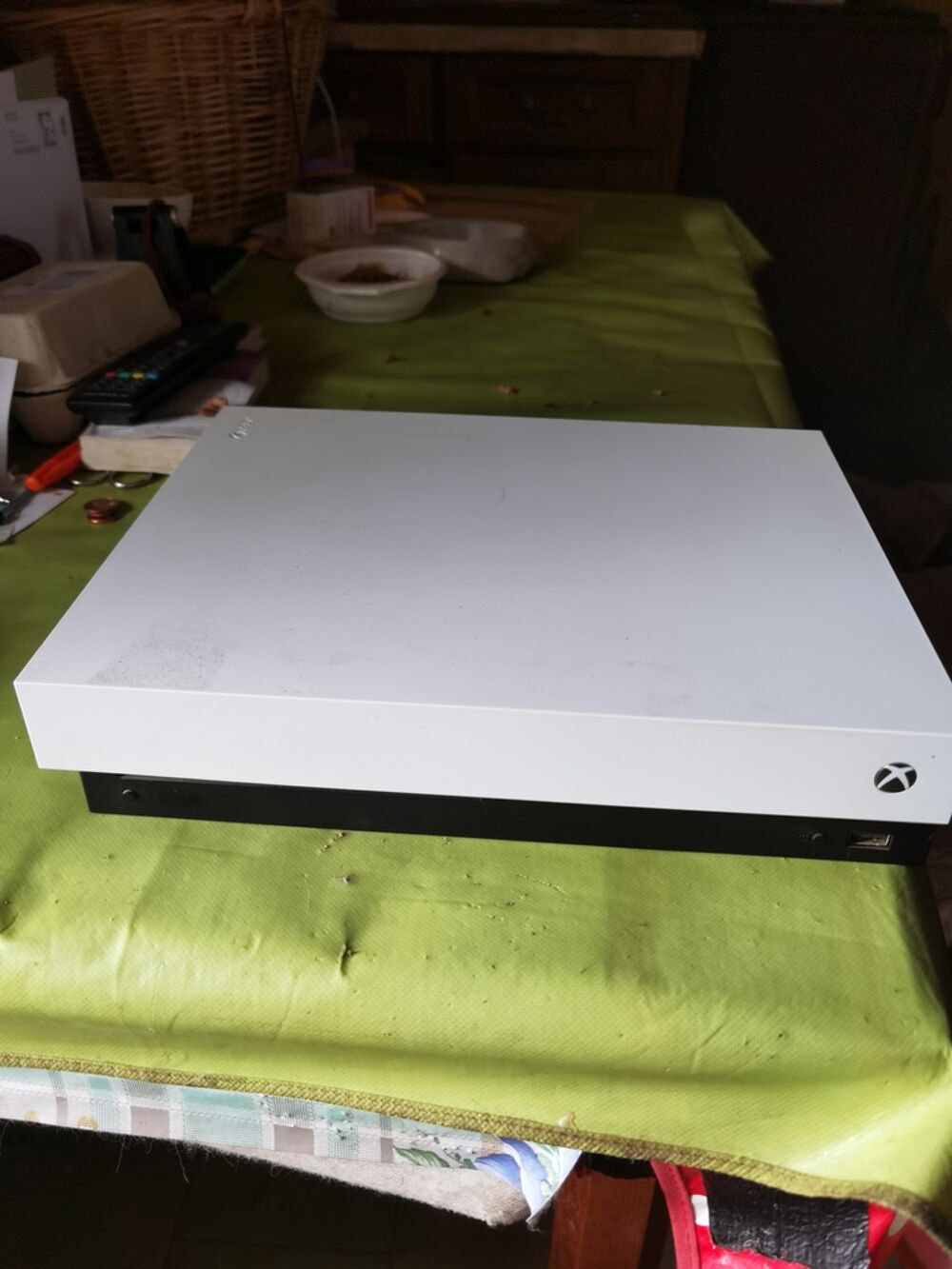 Console Xbox Blanche avec Lecteur de Disque Consoles et jeux vidos