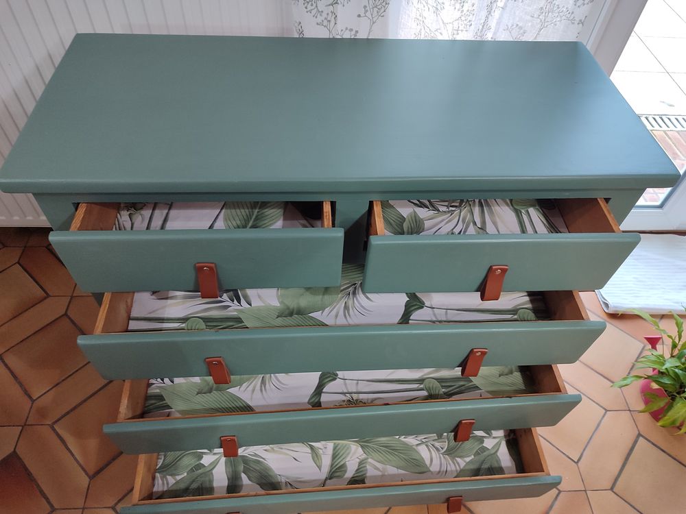 commode en pin l&eacute;g&egrave;re Meubles