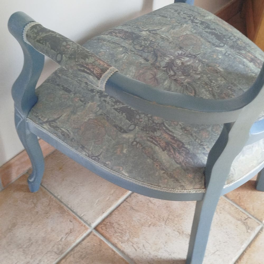 Tr&egrave;s joli fauteuil Voltaire Meubles