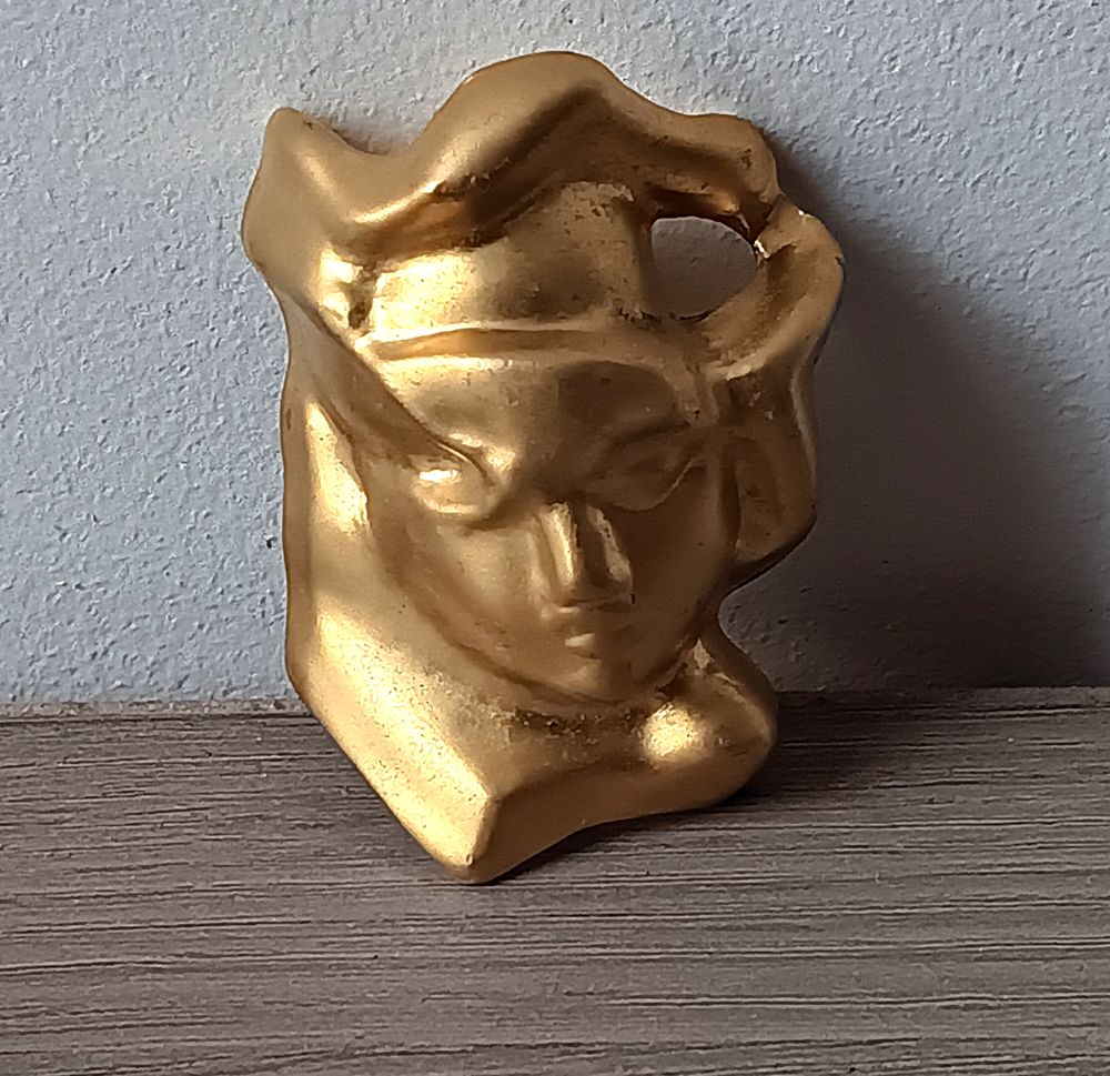 Bijou Broche pour Eau du Soir Sisley Bijoux et montres
