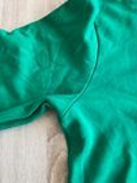 sweat shirt A . P . C . rue madame Paris 20 Les Sables-d'Olonne (85)